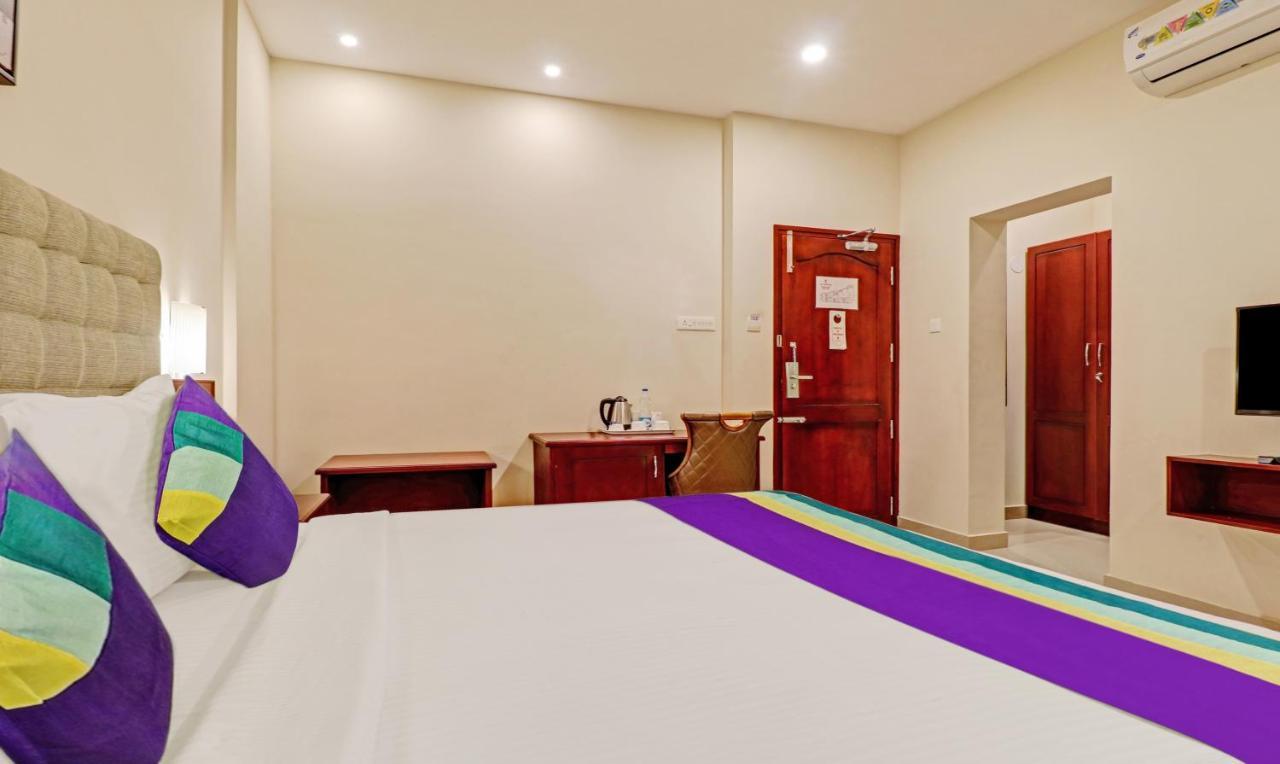 Treebo Tryst Sreepadmanabha Balaramapuram Hotel โกวาลัม ภายนอก รูปภาพ